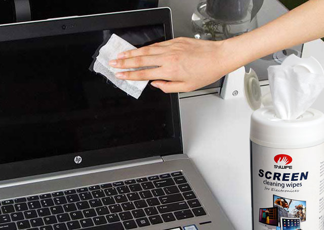 screen-cleaning-wipes-or-a-soft,-lint-free-cloth.jpg